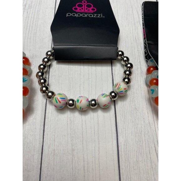 Lot Of 3 Paparazzi Beaded Stretch Bracelets Colorful Heart and Sprinkle Beads - Picture 3 of 5